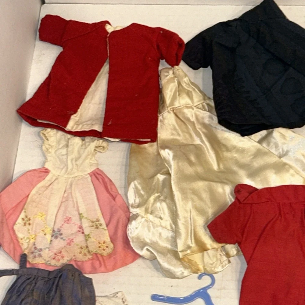 Vintage‎ Barbie Clothes Lot Some Unbranded / Stained 1960s-1970s C3